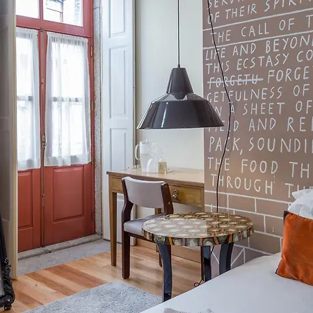 Pensión The Poets 3*