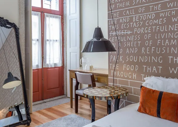 Pensión The Poets 3*