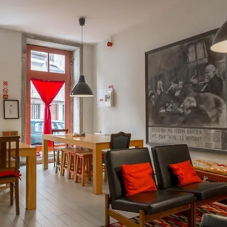 ザ ポエツ ゲストハウス ポルト