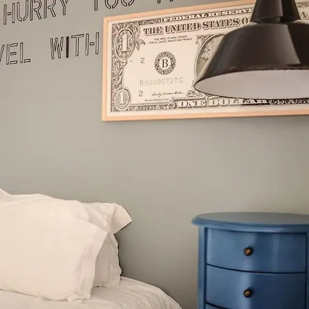 ザ ポエツ ゲストハウス ポルト